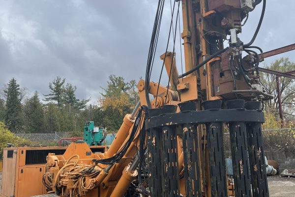 2001 Interoc AN160 and Bulk Lot of Tooling