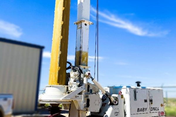 BABY DRILL HYDRAULIC DRILLING RIG